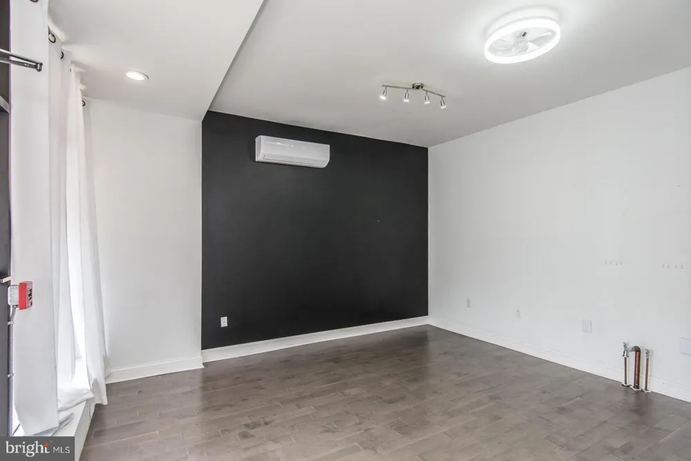 2578 ORTHODOX STREET Philadelphia, PA 19137