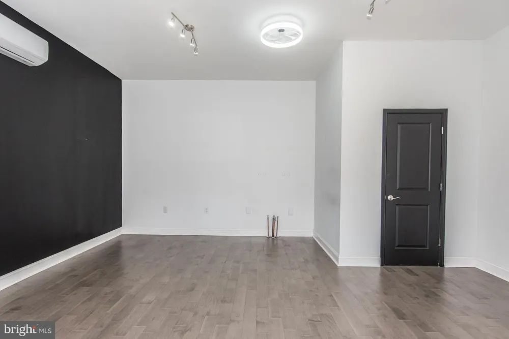 2578 ORTHODOX STREET Philadelphia, PA 19137