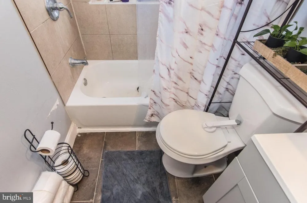 2578 ORTHODOX STREET Philadelphia, PA 19137