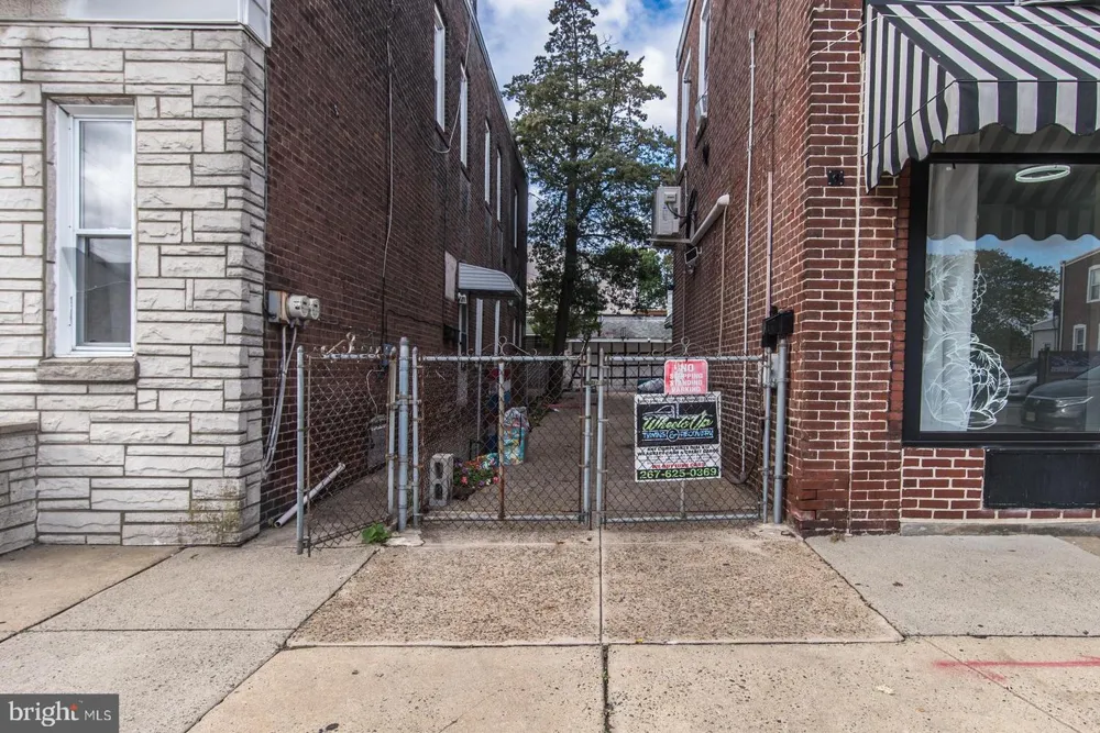2578 ORTHODOX STREET Philadelphia, PA 19137