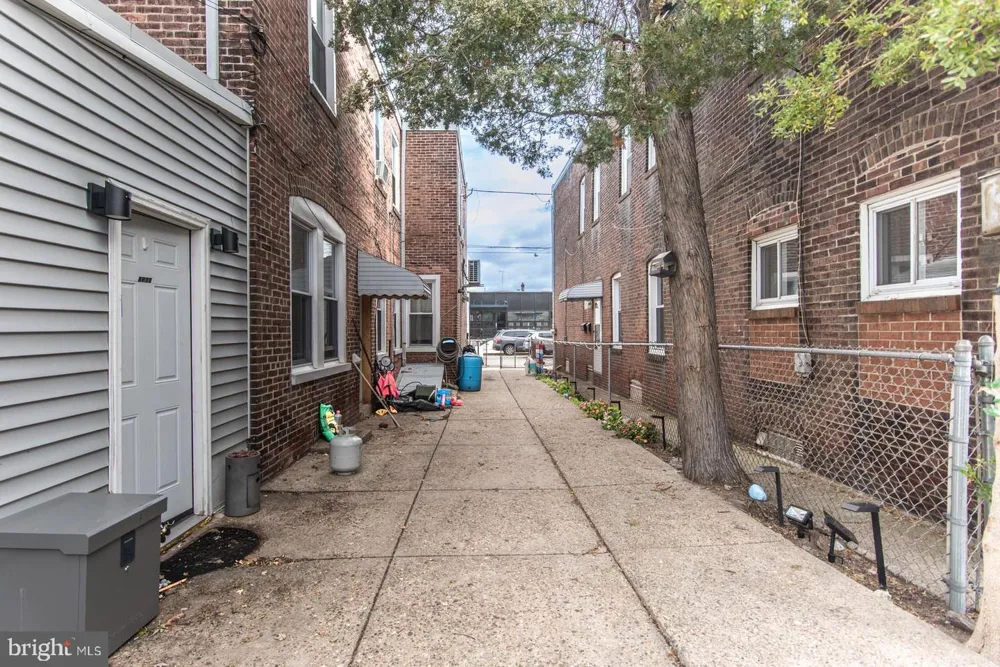 2578 ORTHODOX STREET Philadelphia, PA 19137