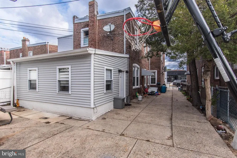 2578 ORTHODOX STREET Philadelphia, PA 19137
