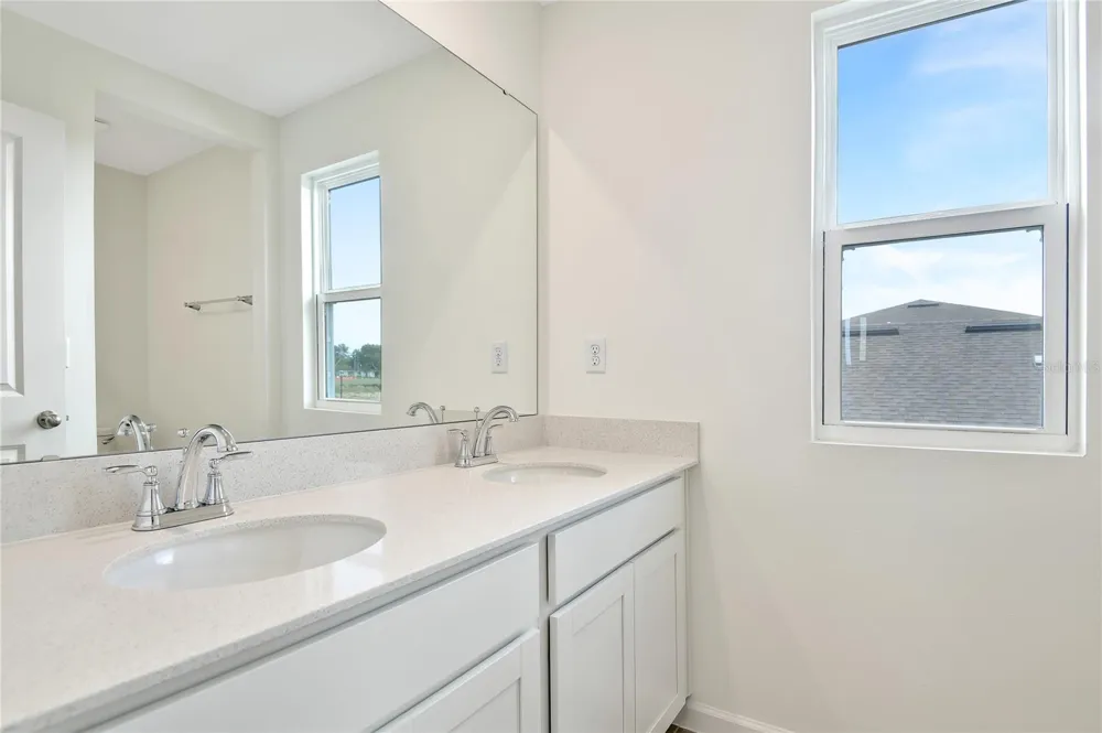1280 DAISY HILL AVENUE Dundee, FL 33838