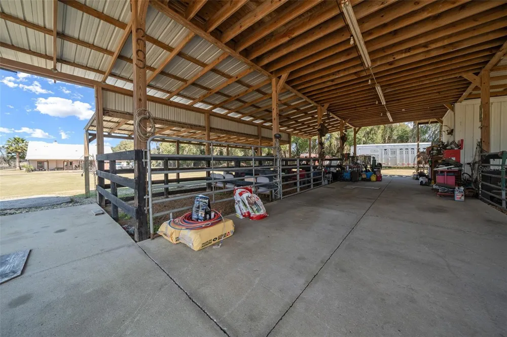 2198 W HIGHWAY 329 Citra, FL 32113