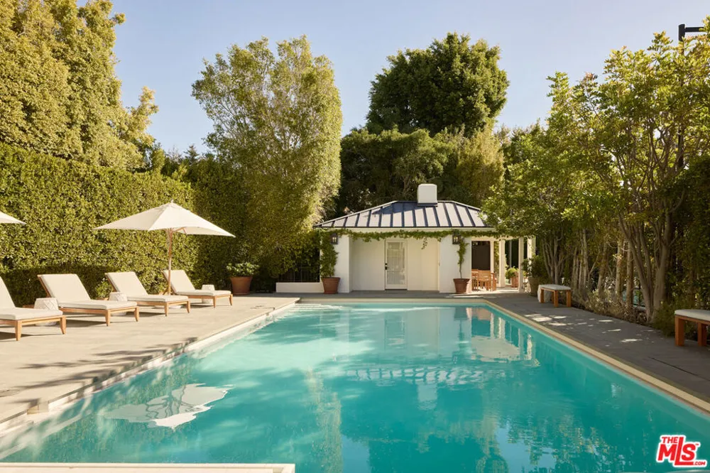 250 Carolwood Drive Los Angeles, CA 90077