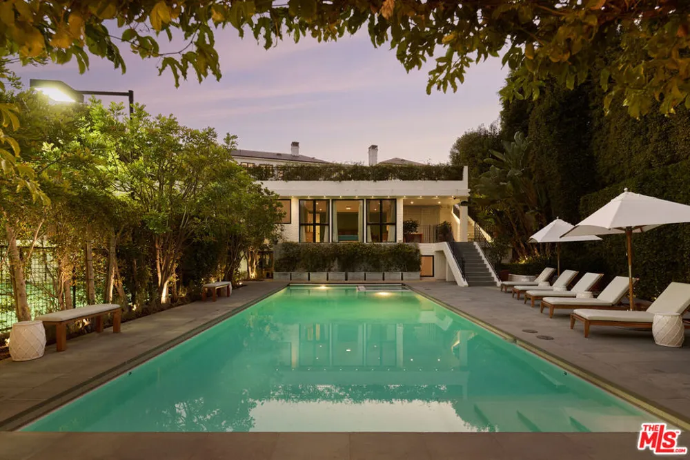 250 Carolwood Drive Los Angeles, CA 90077