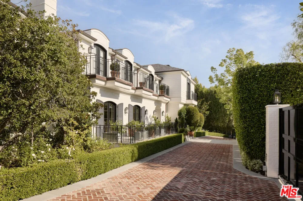 250 Carolwood Drive Los Angeles, CA 90077