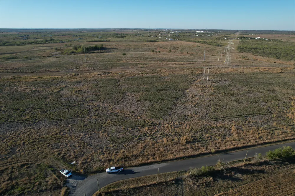 696 Williamson Road Lockhart, TX 78644