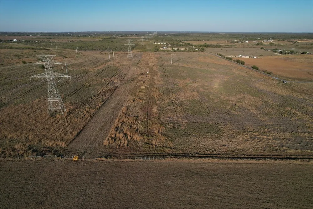 696 Williamson Road Lockhart, TX 78644