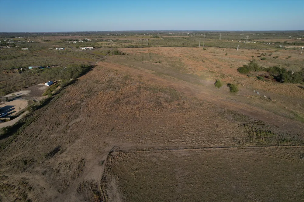 696 Williamson Road Lockhart, TX 78644