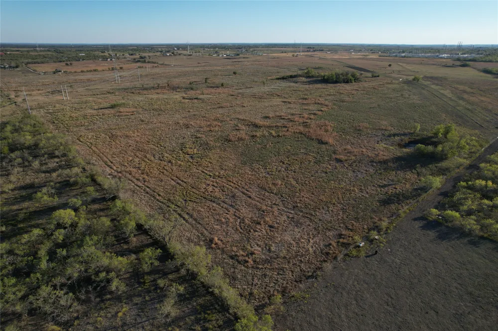 696 Williamson Road Lockhart, TX 78644