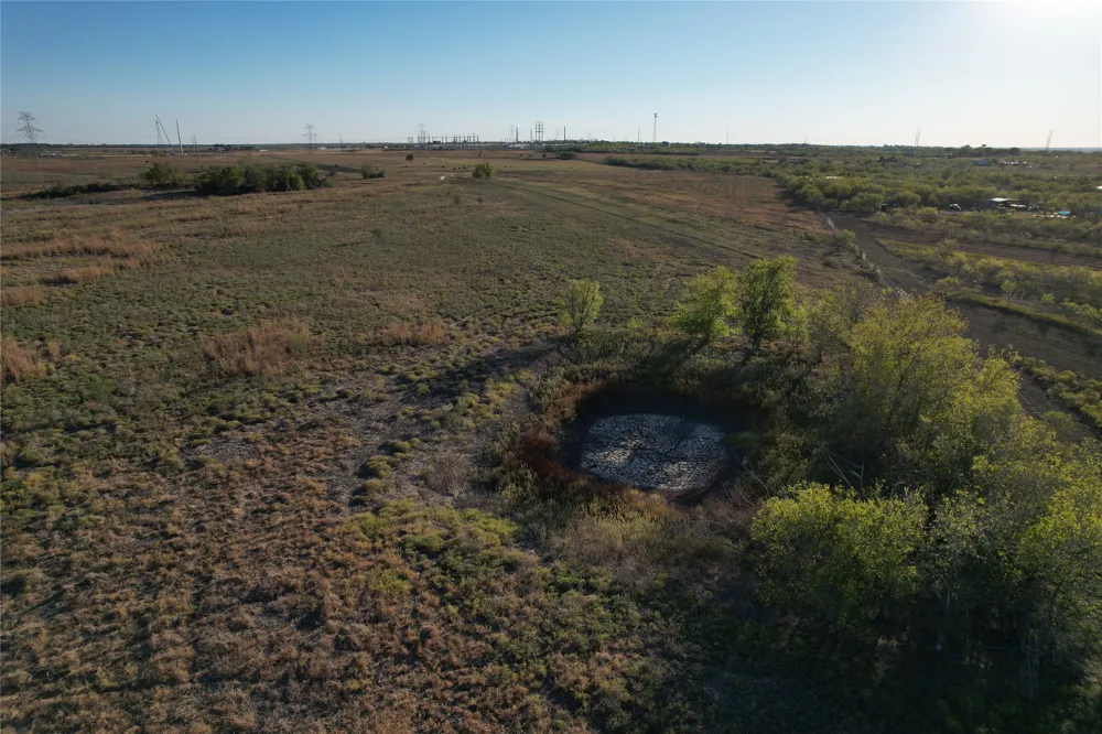 696 Williamson Road Lockhart, TX 78644