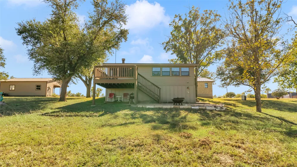 261 Diamond Cross Drive Llano, TX 78643