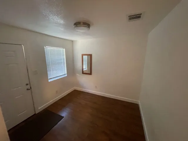 1113 E 3rd Street #B Austin, TX 78702