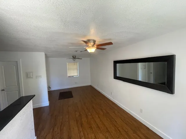 1113 E 3rd Street #B Austin, TX 78702