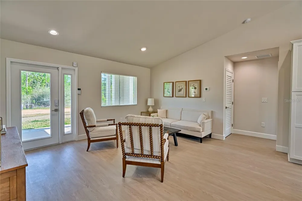 135 HARTFORD STREET Hawthorne, FL 32640