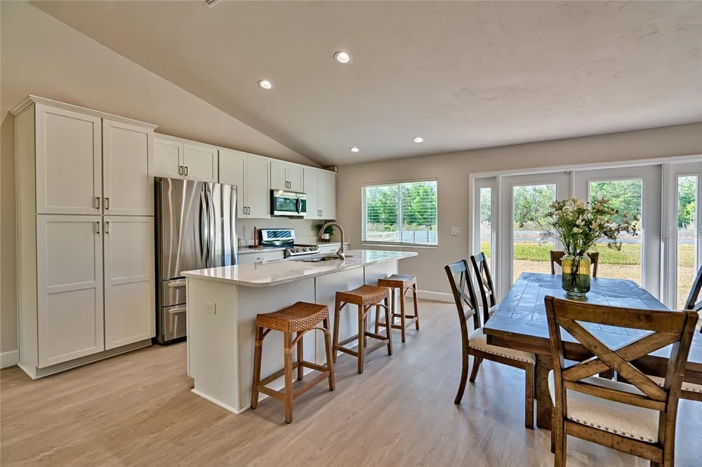 135 HARTFORD STREET Hawthorne, FL 32640