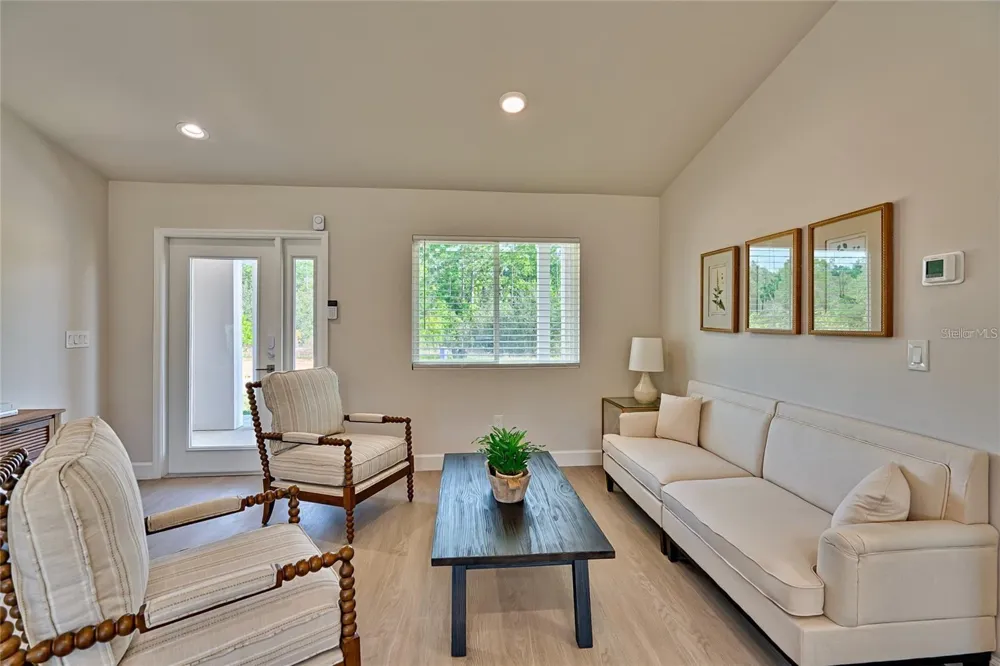 135 HARTFORD STREET Hawthorne, FL 32640