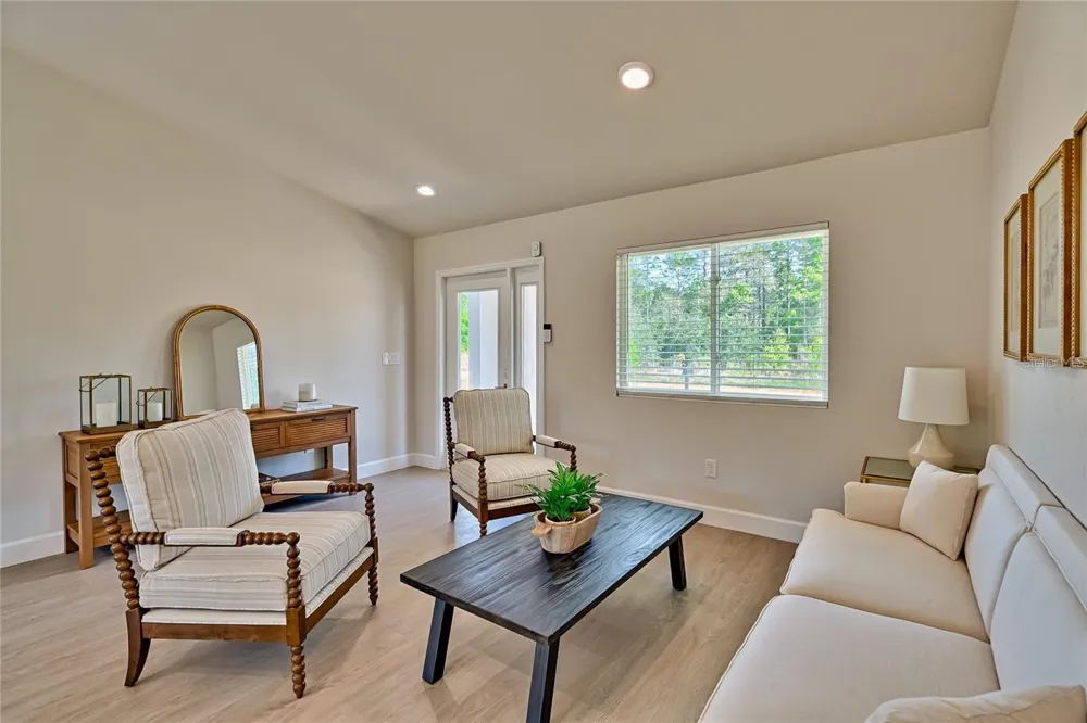 135 HARTFORD STREET Hawthorne, FL 32640