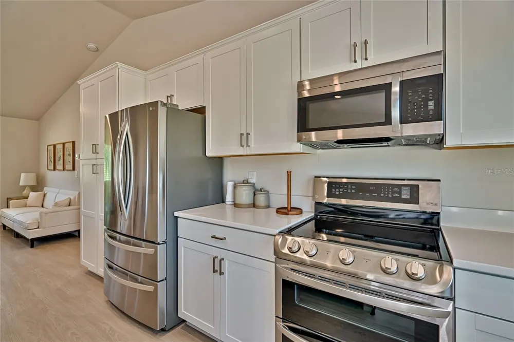 135 HARTFORD STREET Hawthorne, FL 32640