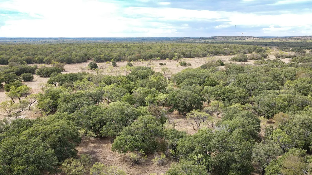 6885 County Road 594 Brownwood, TX 76801