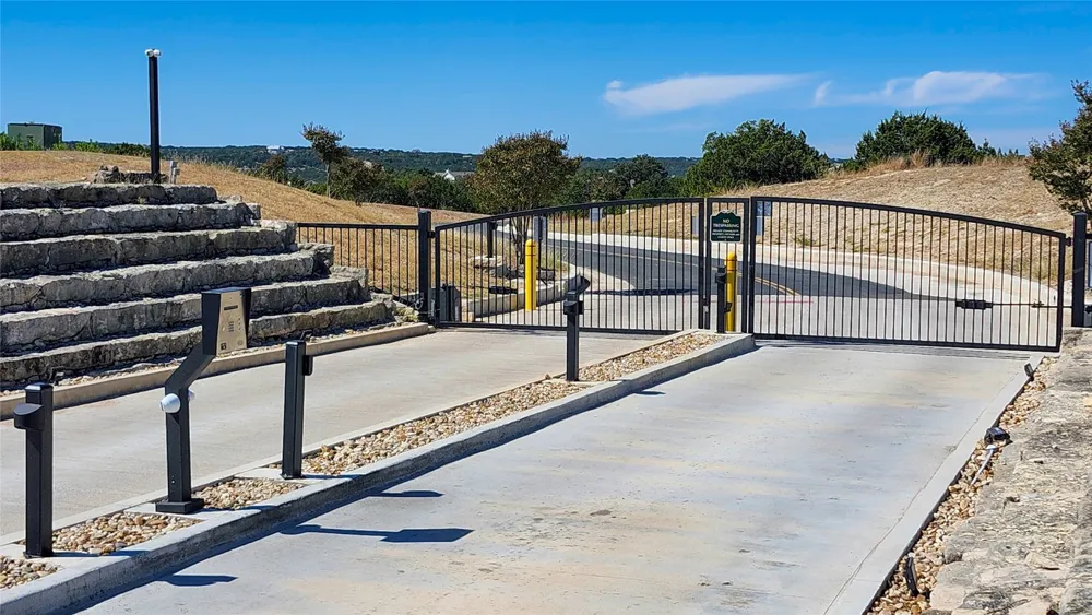 1 Balcones Ridge Way Bertram, TX 78605