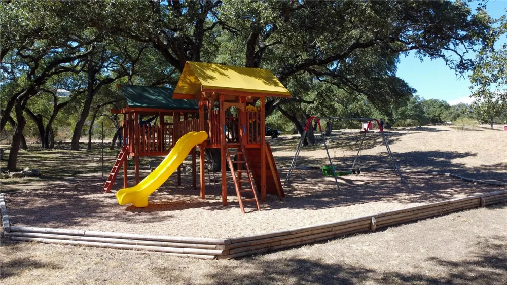 1 Balcones Ridge Way Bertram, TX 78605