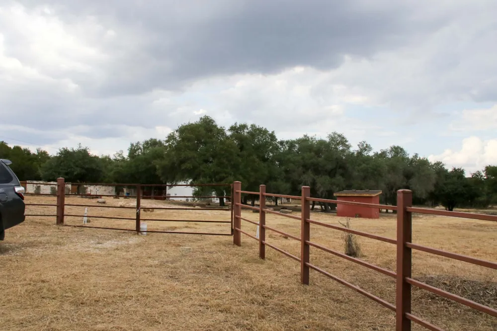 18001 Fm 150 W Driftwood, TX 78619