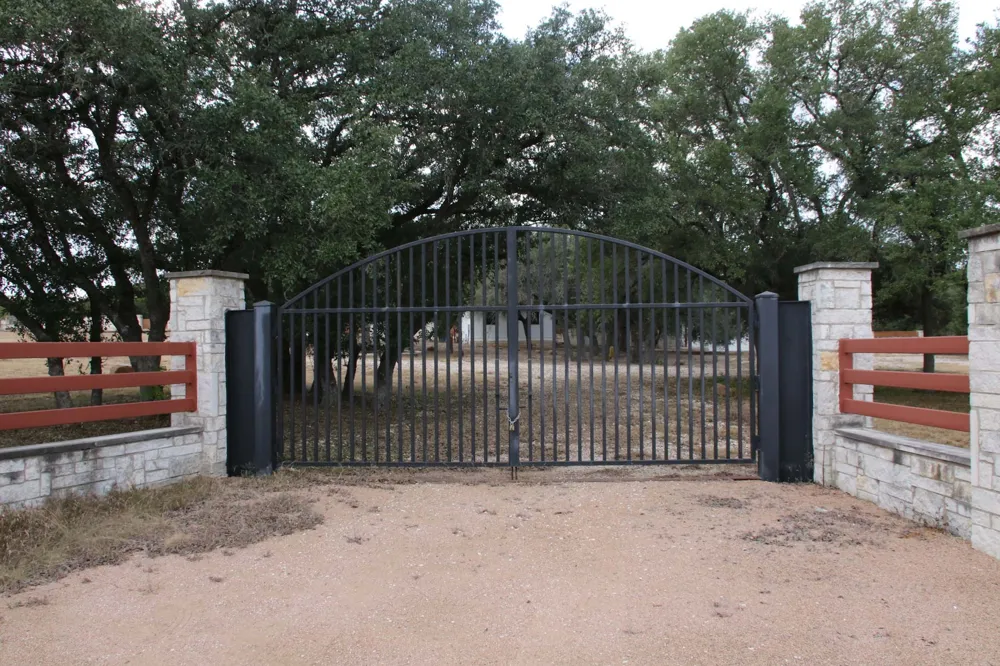 18001 Fm 150 W Driftwood, TX 78619