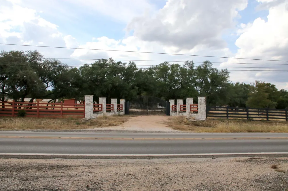 18001 Fm 150 W Driftwood, TX 78619