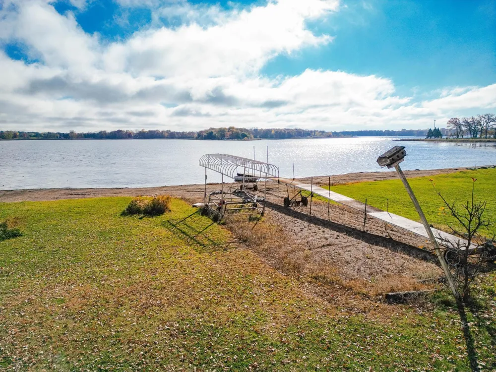 9225 Lake Boulevard Chisago City, MN 55013