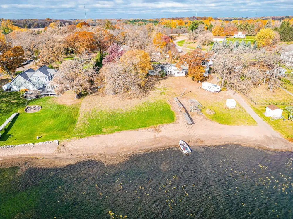 9225 Lake Boulevard Chisago City, MN 55013