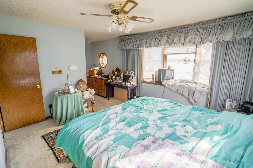 9225 Lake Boulevard Chisago City, MN 55013