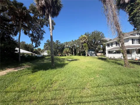 1308 LIVE OAK STREET