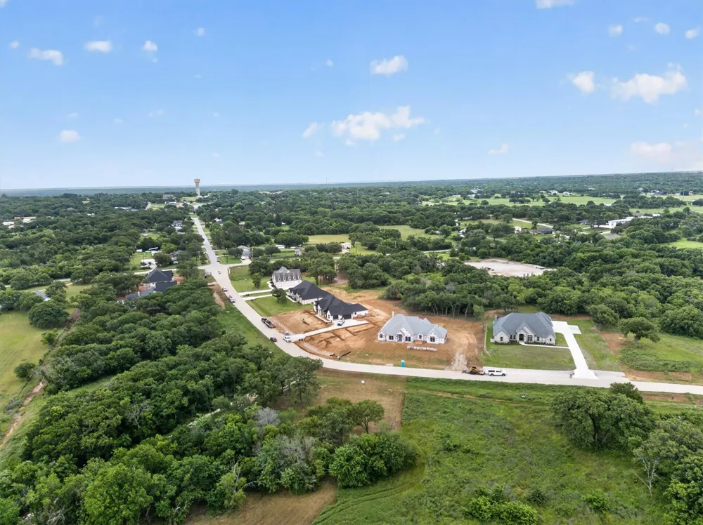 1601 Private Access 60200 Burleson, TX 76028