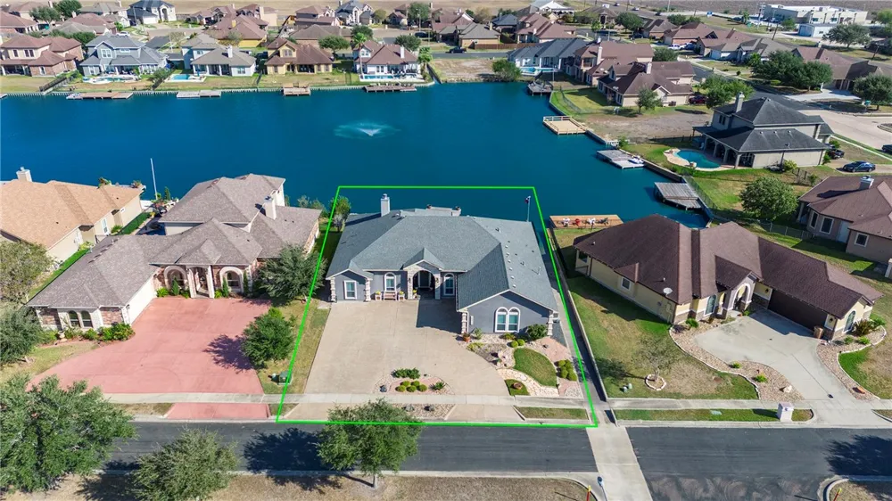 14918 Lake Athens Avenue Robstown, TX 78380