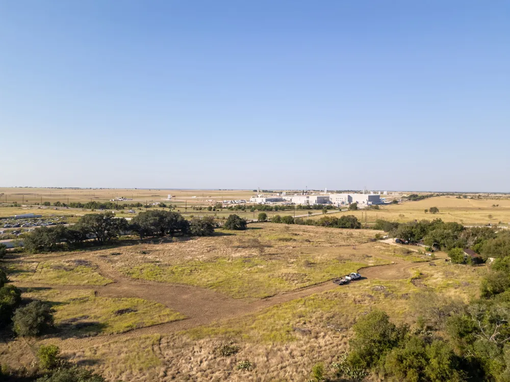 112 Loop 308 Briggs, TX 78608