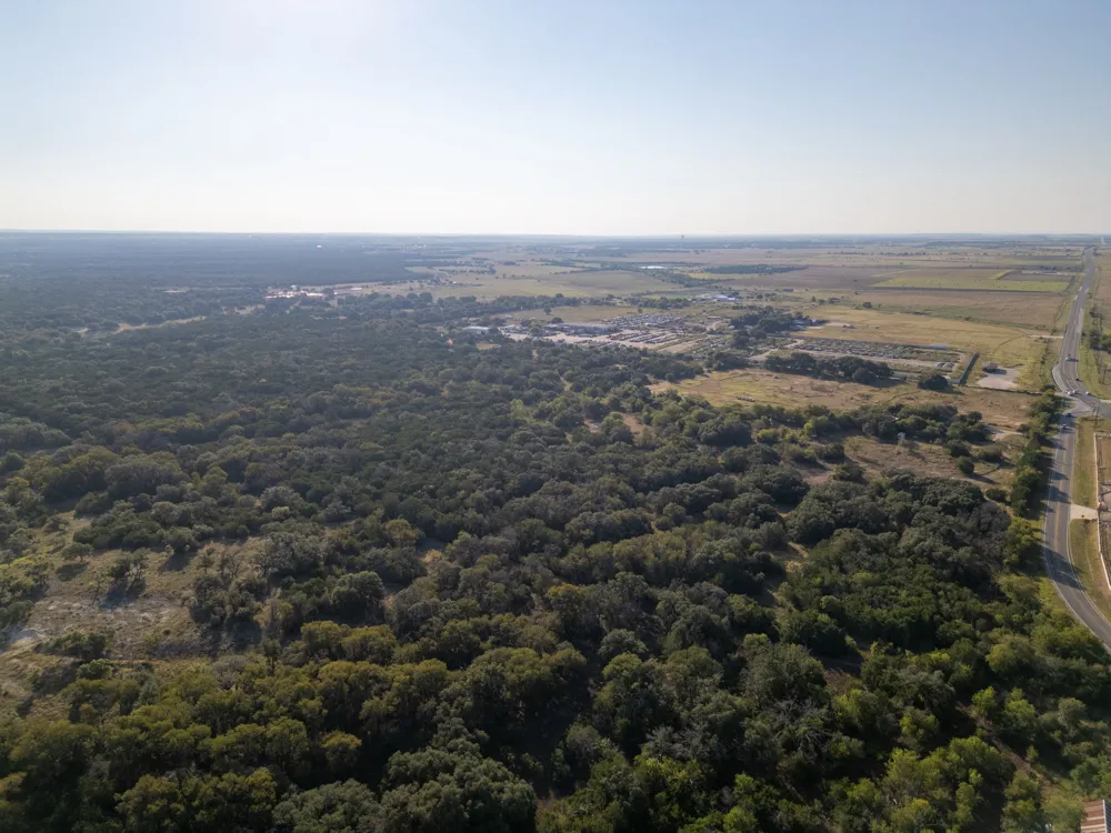 112 Loop 308 Briggs, TX 78608