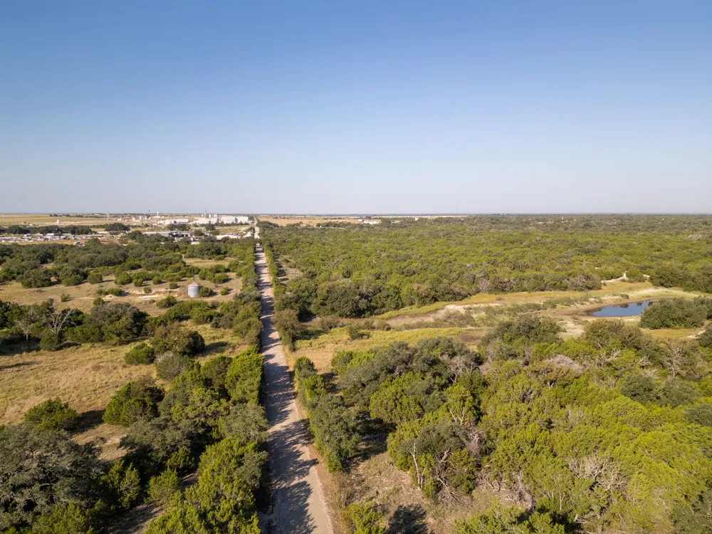 112 Loop 308 Briggs, TX 78608