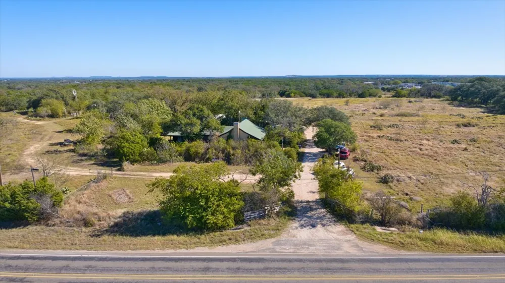 112 Loop 308 Briggs, TX 78608