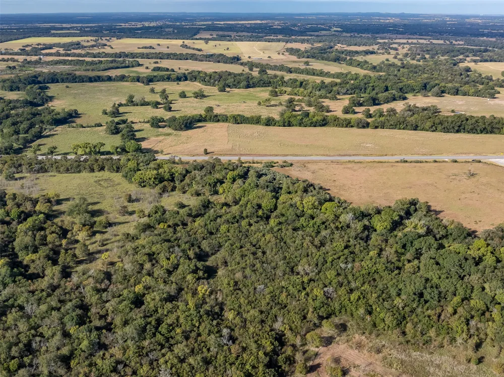 3297 FM 3403 Lincoln, TX 78948