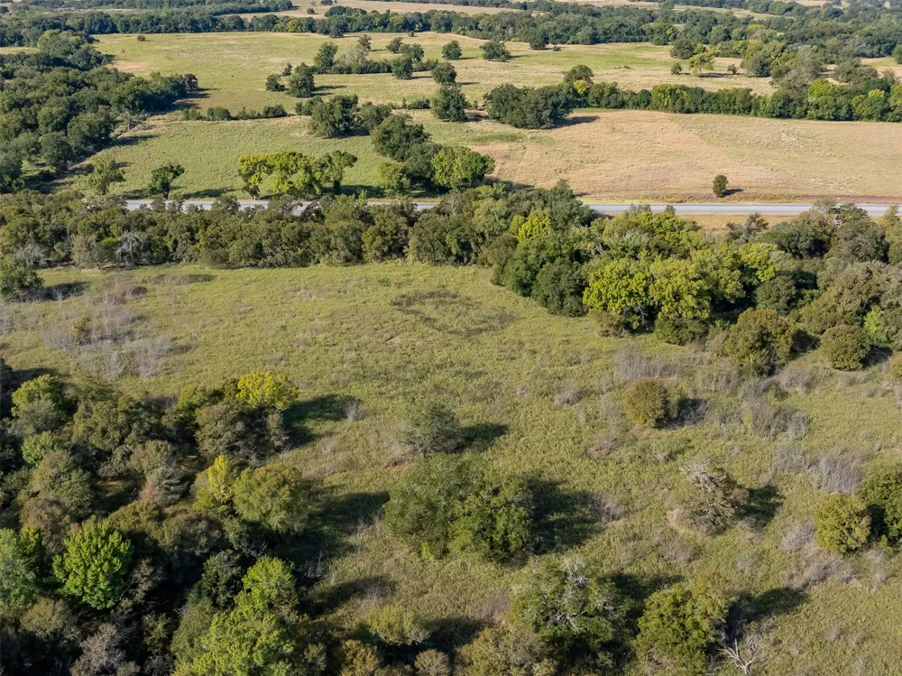 3297 FM 3403 Lincoln, TX 78948