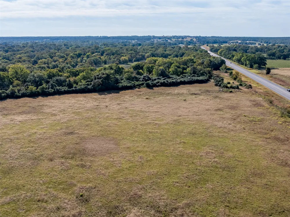 3297 FM 3403 Lincoln, TX 78948