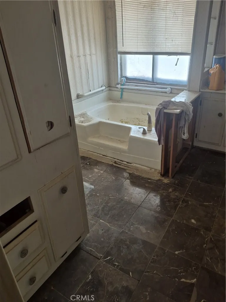 47330 Silver Valley Newberry Springs, CA 92365
