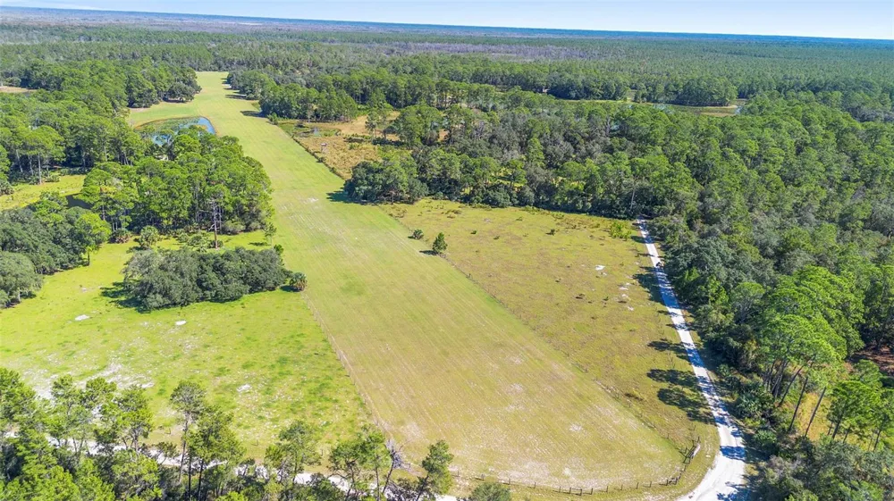 DEEP WOODS ROAD Paisley, FL 32767