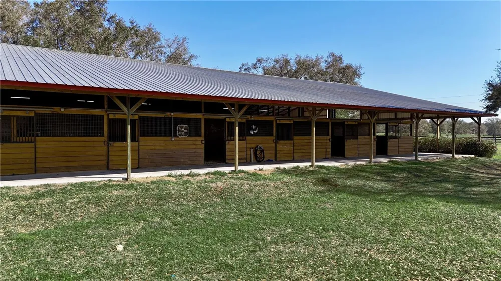 18800 SE 47TH PLACE Morriston, FL 32668