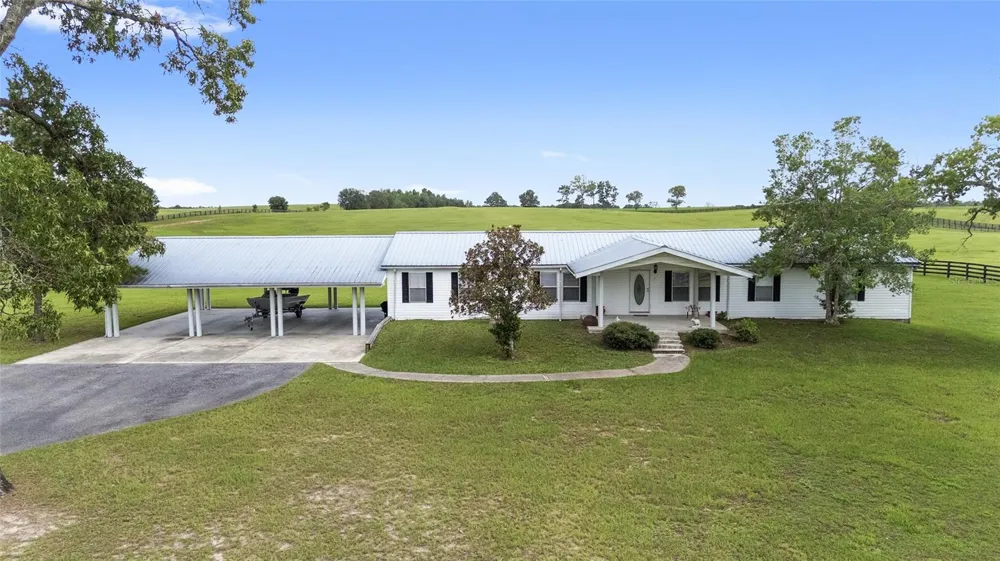 18800 SE 47TH PLACE Morriston, FL 32668