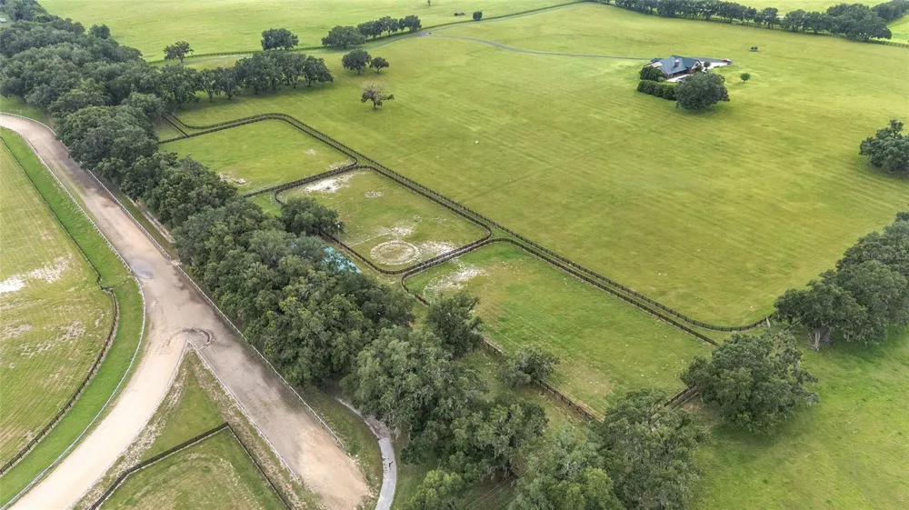 18800 SE 47TH PLACE Morriston, FL 32668