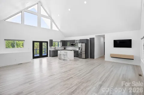 456 Hickory Loop