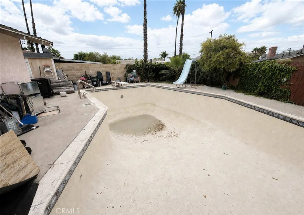 3666 Ada Court Riverside, CA 92505